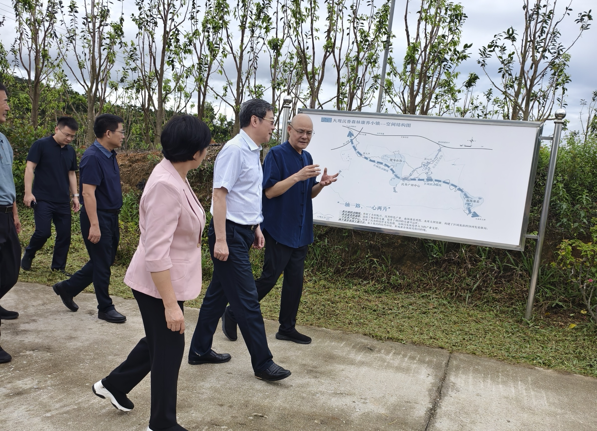 1727172125383745.jpg 1727172125383745.jpg